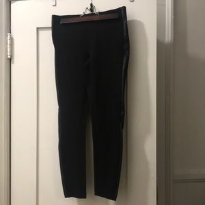⭐️NWT black leggings with faux leather